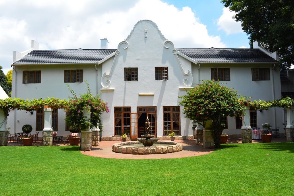 Le Chateau Guest House And Conference Centre Kempton Park Eksteriør bilde