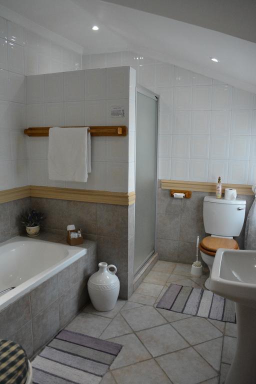 Le Chateau Guest House And Conference Centre Kempton Park Eksteriør bilde