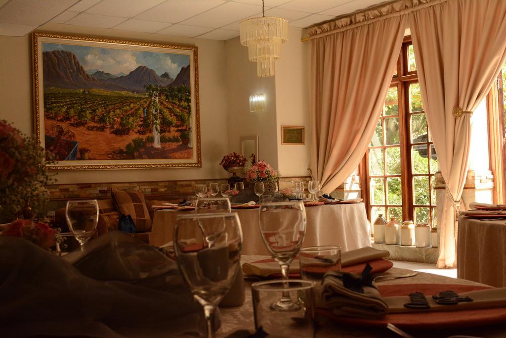 Le Chateau Guest House And Conference Centre Kempton Park Eksteriør bilde
